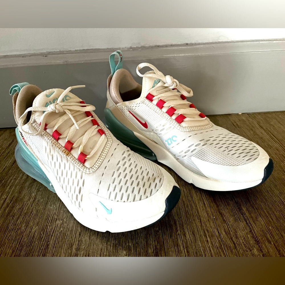 Nike 270s Womens Sneakers